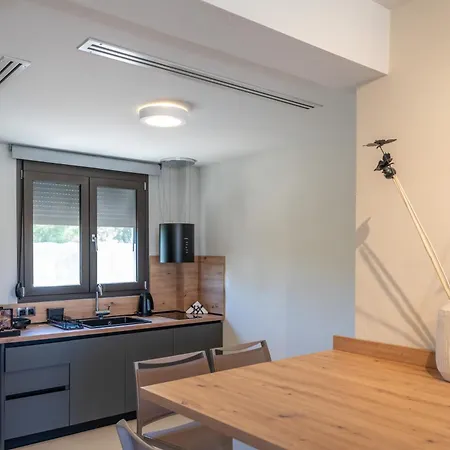 ヴィラ Helios Blue Kassandra *