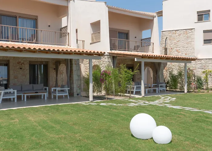 Вилла Helios Blue Kassandra Криопиги