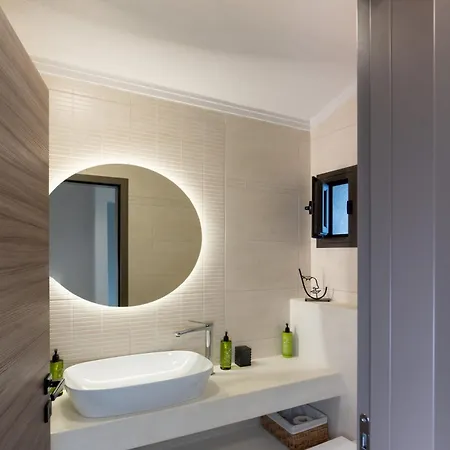 Helios Blue Kassandra Vila