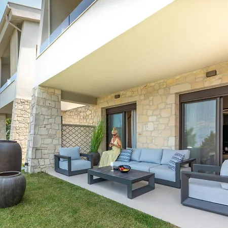 Vila Helios Blue Kassandra