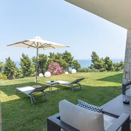 Helios Blue Kassandra Vila